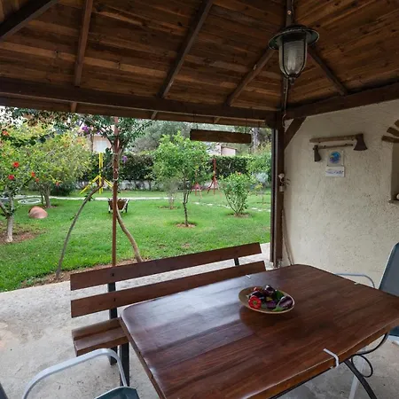 Daire Joanna's Lassi (Kefalonia)