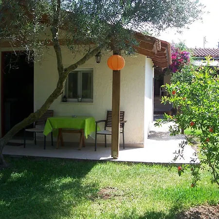 Joanna's Lassi (Kefalonia)